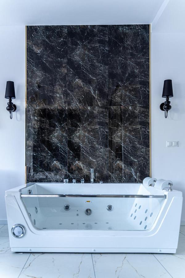 Apartment Bryza De Luxe Z Jacuzzi *